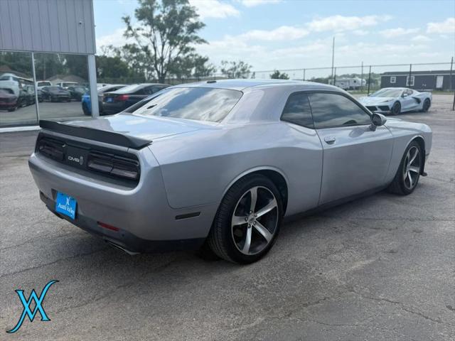 2017 Dodge Challenger R/T Shaker