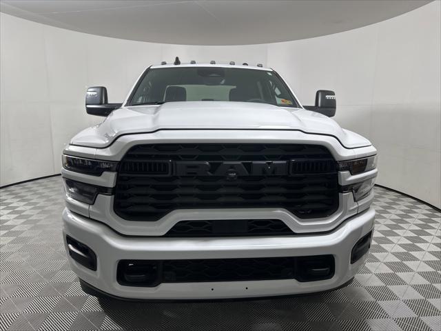 2026 RAM Ram 3500 RAM 3500 BIG HORN CREW CAB 4X4 8 BOX 2026 RAM Ram 3500 RAM 3500 BIG HORN CREW CAB 4X4 8 BOX