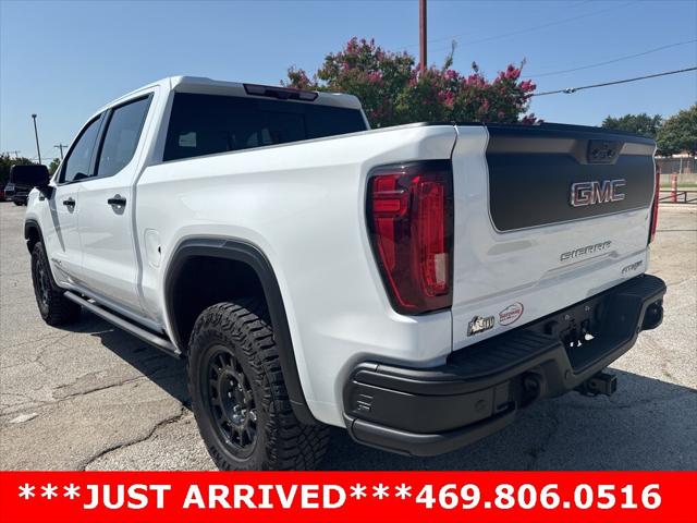 2024 GMC Sierra 1500 4WD Crew Cab Short Box AT4X