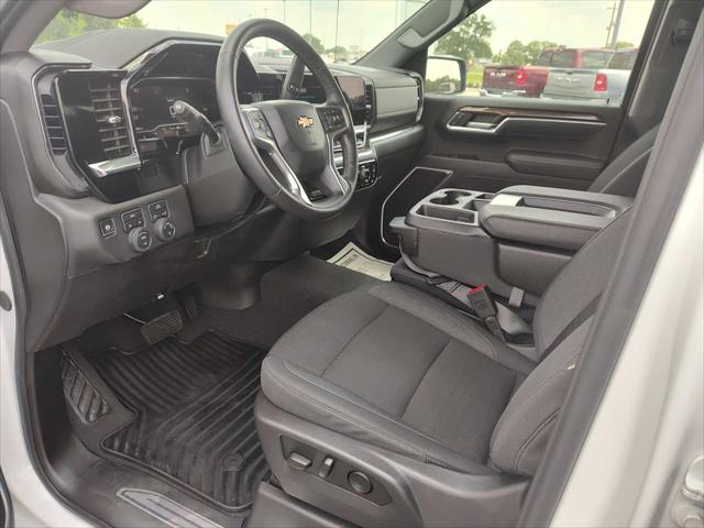 2025 Chevrolet Silverado 1500 4WD Crew Cab Standard Bed LT