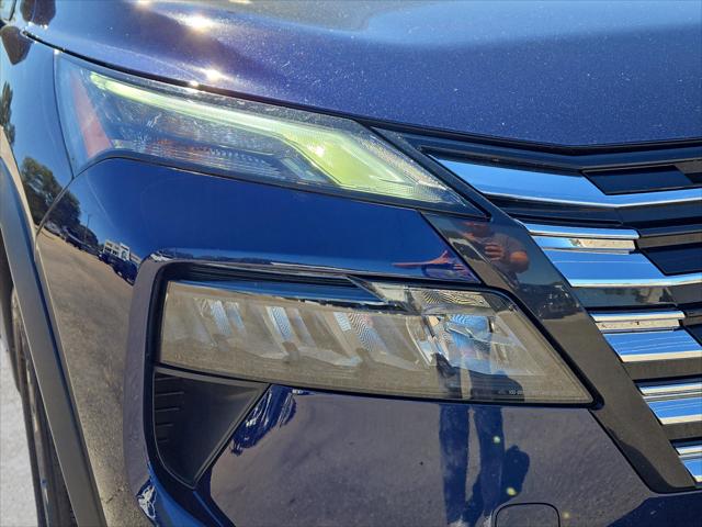 2024 Nissan Rogue SV FWD