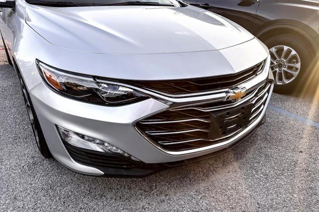 2022 Chevrolet Malibu FWD LT