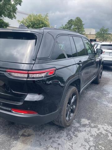 2023 Jeep Grand Cherokee Altitude 4x4