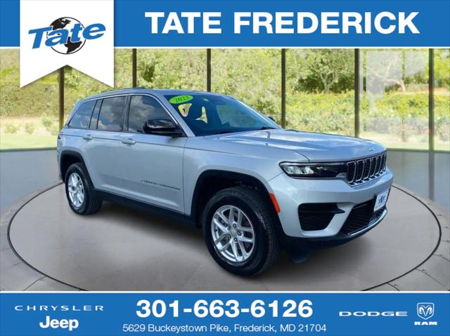 2023 Jeep Grand Cherokee Laredo 4x4
