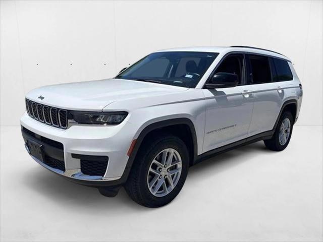 2022 Jeep Grand Cherokee L Laredo 4x2