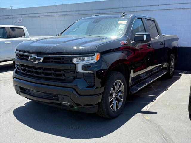2023 Chevrolet Silverado 1500 4WD Crew Cab Standard Bed RST