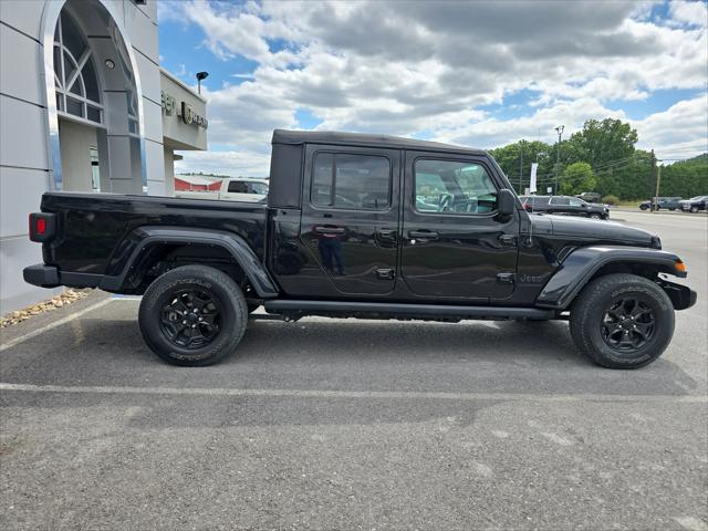 2021 Jeep Gladiator Willys 4x4 2021 Jeep Gladiator Willys 4x4