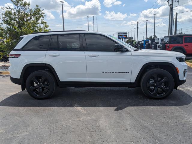2023 Jeep Grand Cherokee Limited 4x2