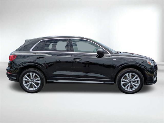 2024 Audi Q3 Premium 45 TFSI S line quattro Tiptronic