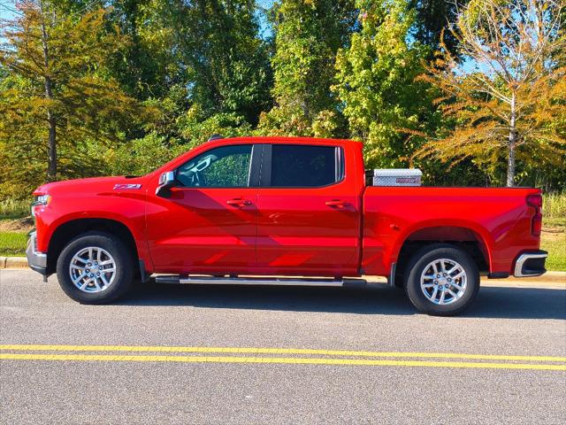 2020 Chevrolet Silverado 1500 4WD Crew Cab Short Bed LT