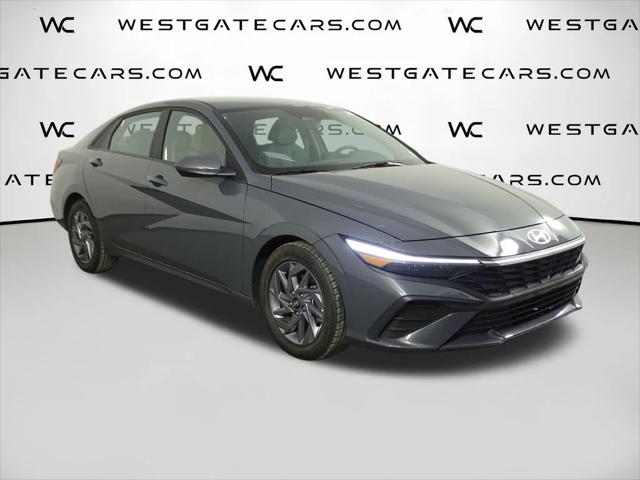 2024 Hyundai Elantra SEL 2024 Hyundai Elantra SEL