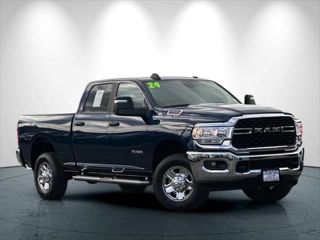 2024 RAM 2500 Big Horn Crew Cab 4x4 64 Box