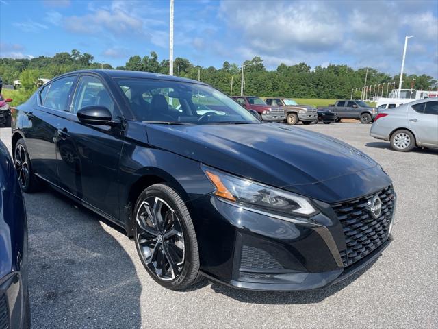 2023 Nissan Altima SR Intelligent AWD