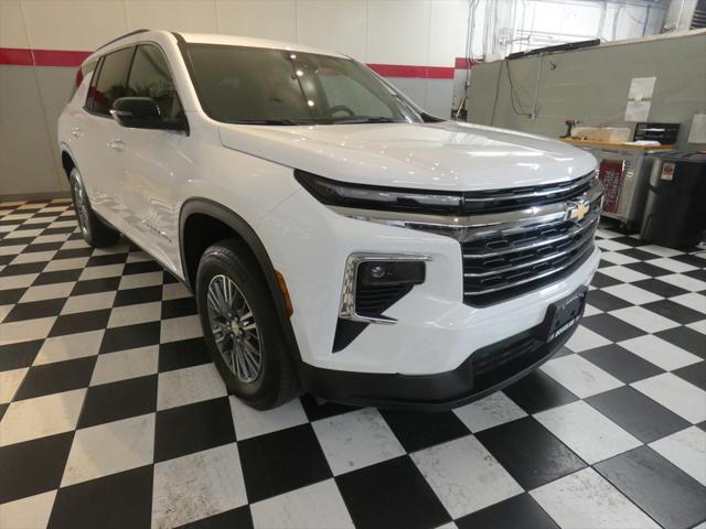 2025 Chevrolet Traverse FWD LT