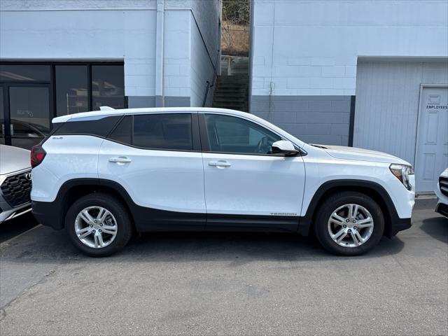 2024 GMC Terrain AWD SLE