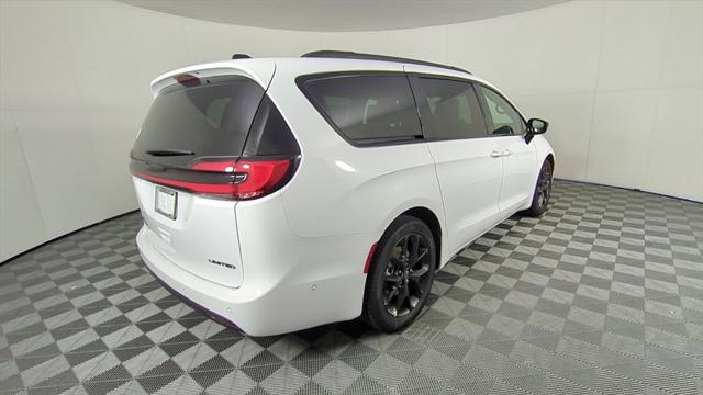 2025 Chrysler Pacifica PACIFICA LIMITED