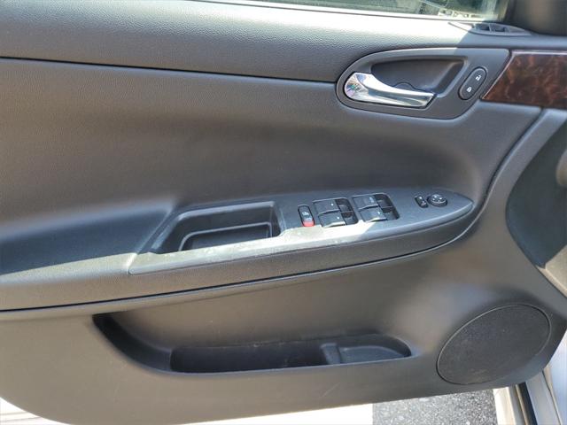 Used 2014 Chevrolet Impala Limited For Sale in Waterford Twp, MI