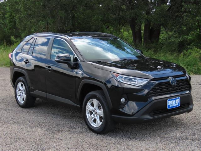 2021 Toyota RAV4 Hybrid XLE