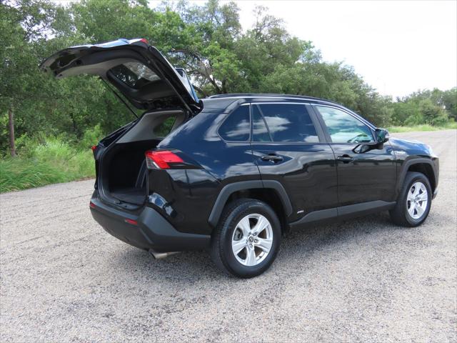 2021 Toyota RAV4 Hybrid XLE
