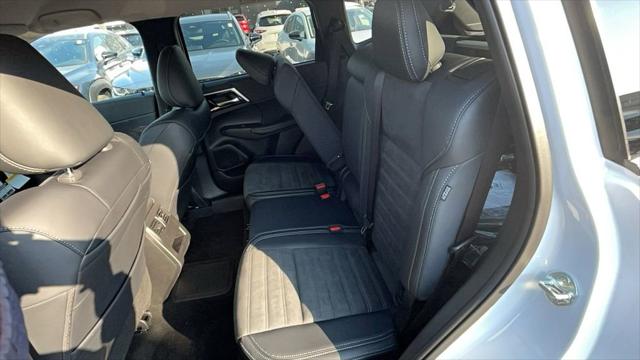 2025 Mitsubishi Outlander PHEV SE S-AWC