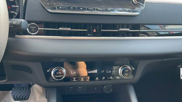 2025 Mitsubishi Outlander PHEV SE S-AWC
