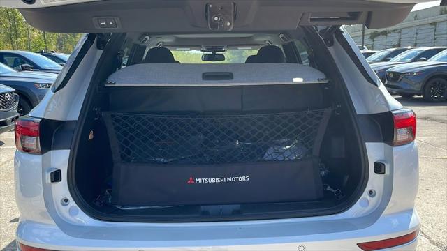 2025 Mitsubishi Outlander PHEV SE S-AWC