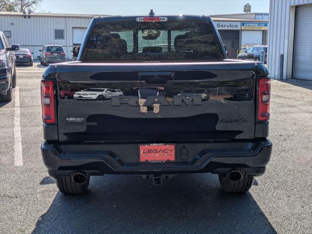 2025 Ram 1500 Big Horn Crew Cab 4x4 57 Box