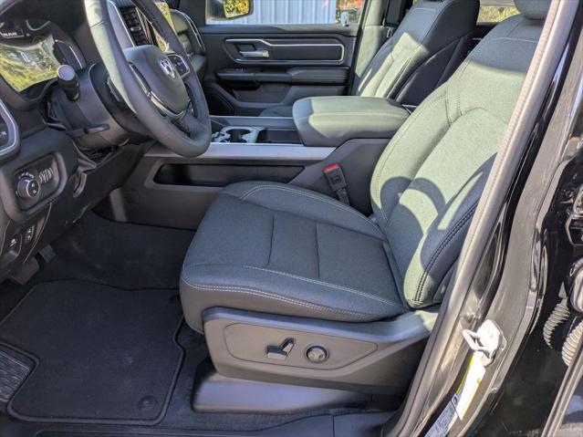 2025 Ram 1500 Big Horn Crew Cab 4x4 57 Box