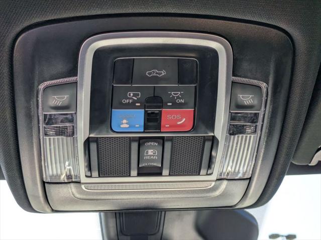 2025 Ram 1500 Big Horn Crew Cab 4x4 57 Box