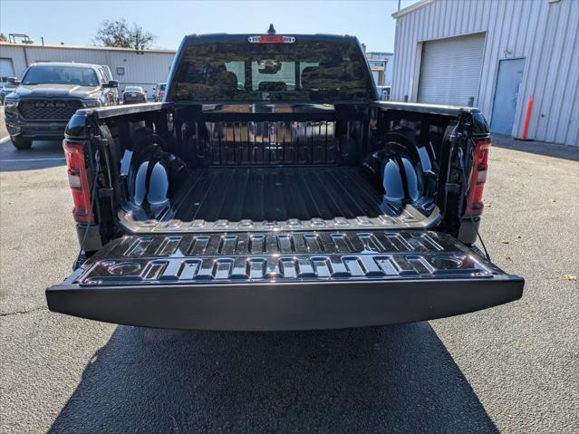 2025 Ram 1500 Big Horn Crew Cab 4x4 57 Box