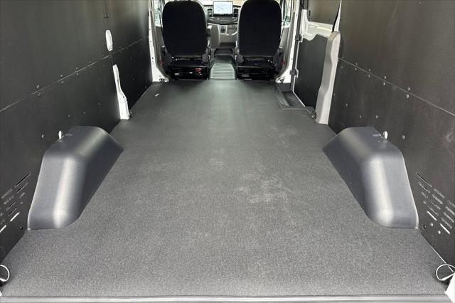 2025 Ford E-Transit-350 Cargo Base