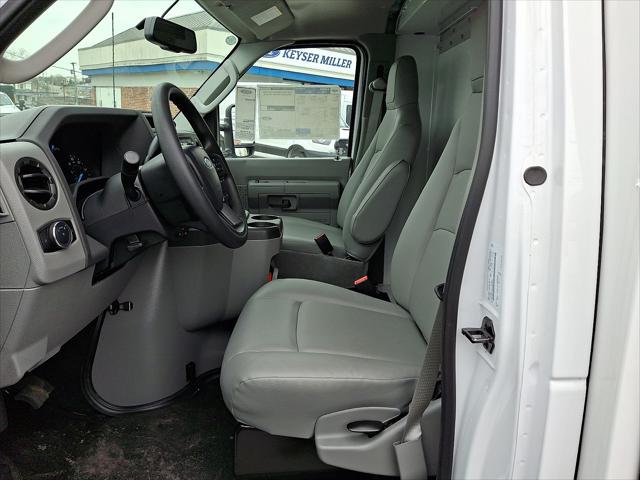 2026 Ford E-350 Cutaway Base Cutaway