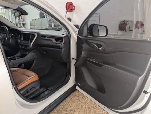 2020 GMC Acadia AWD AT4