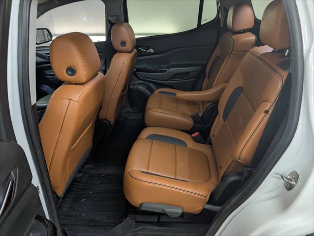 2020 GMC Acadia AWD AT4