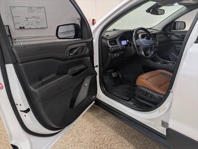 2020 GMC Acadia AWD AT4
