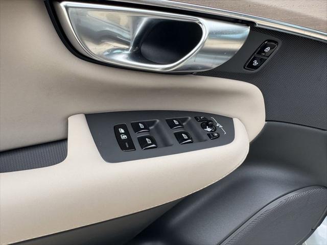 2026 Volvo XC90 Plus, B6 AWD Gas (mild hybrid), Gasoline, Bright, 7 Seats