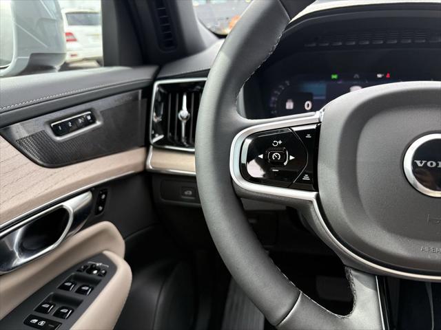 2026 Volvo XC90 Plus, B6 AWD Gas (mild hybrid), Gasoline, Bright, 7 Seats
