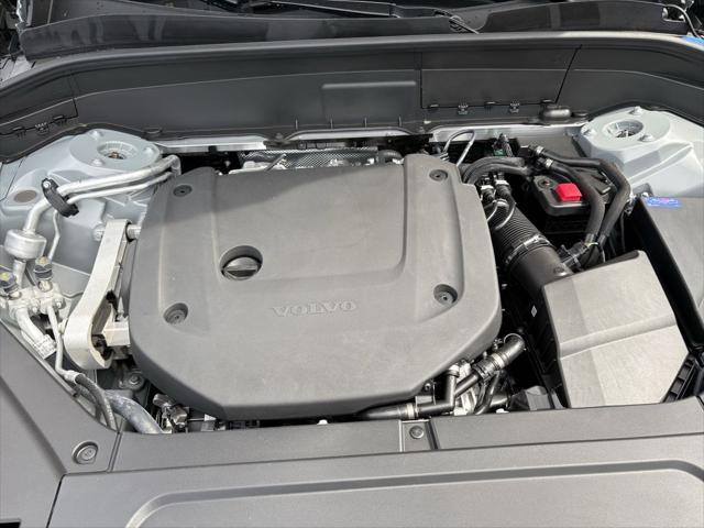 2026 Volvo XC90 Plus, B6 AWD Gas (mild hybrid), Gasoline, Bright, 7 Seats