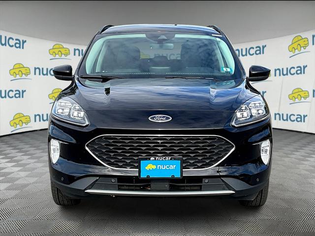 2022 Ford Escape Titanium Hybrid