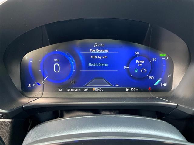2022 Ford Escape Titanium Hybrid