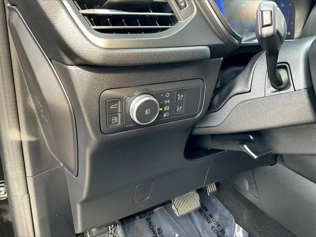 2022 Ford Escape Titanium Hybrid