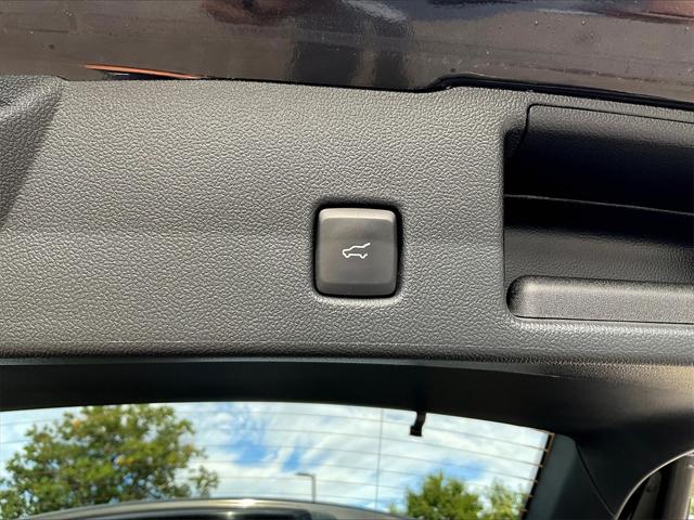 2022 Ford Escape Titanium Hybrid
