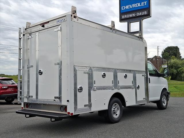 2025 Chevrolet Express Cutaway Work Van