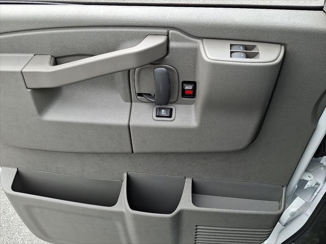 2025 Chevrolet Express Cutaway Work Van