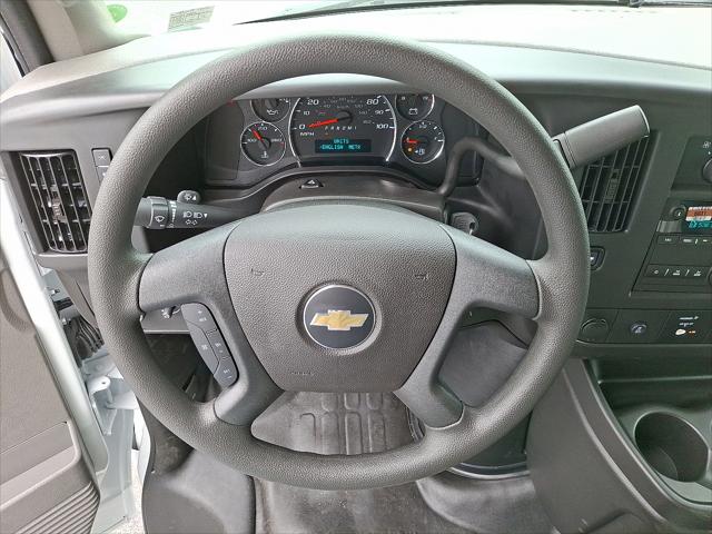 2025 Chevrolet Express Cutaway Work Van