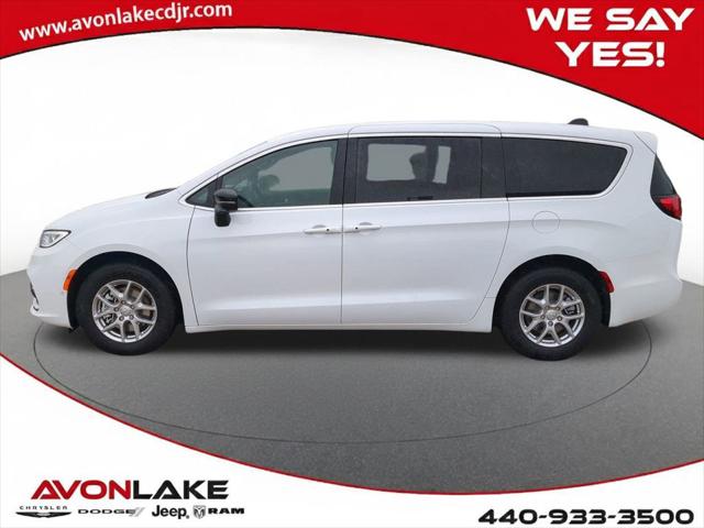 2026 Chrysler Pacifica PACIFICA SELECT