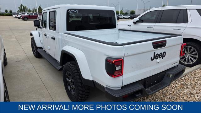 2025 Jeep Gladiator GLADIATOR HIGH TIDE 4X4 2025 Jeep Gladiator GLADIATOR HIGH TIDE 4X4