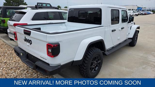 2025 Jeep Gladiator GLADIATOR HIGH TIDE 4X4 2025 Jeep Gladiator GLADIATOR HIGH TIDE 4X4