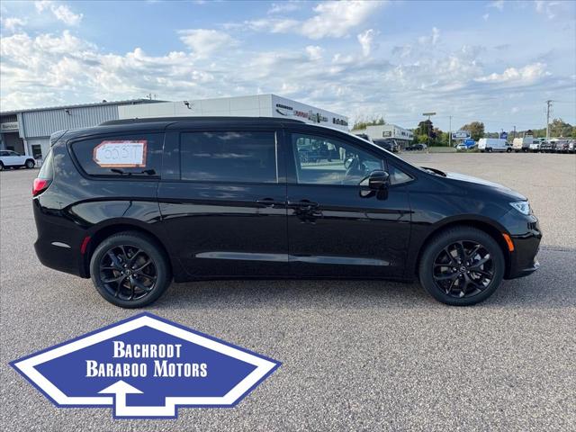 2026 Chrysler Pacifica PACIFICA LIMITED AWD