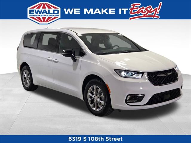 2026 Chrysler Pacifica PACIFICA SELECT AWD